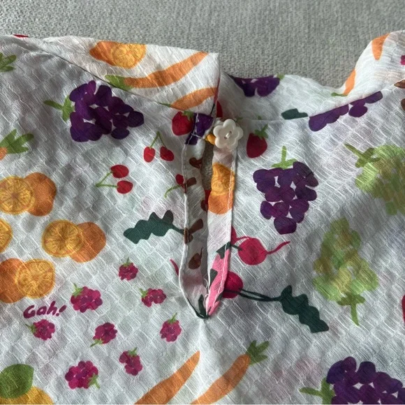 Lisa Says Gah Fruit & Veggie Top - Picture 7 of 8